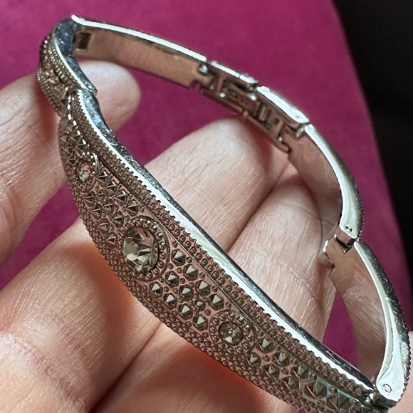 Vintage-Inspired Silver Crystal Bracelet Pave stones Panel Links 7-7.5 4343 - Picture 5 of 9